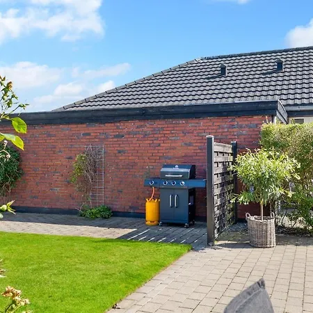 Villa Cozy House Close To The Beach, Forest And Esbjerg